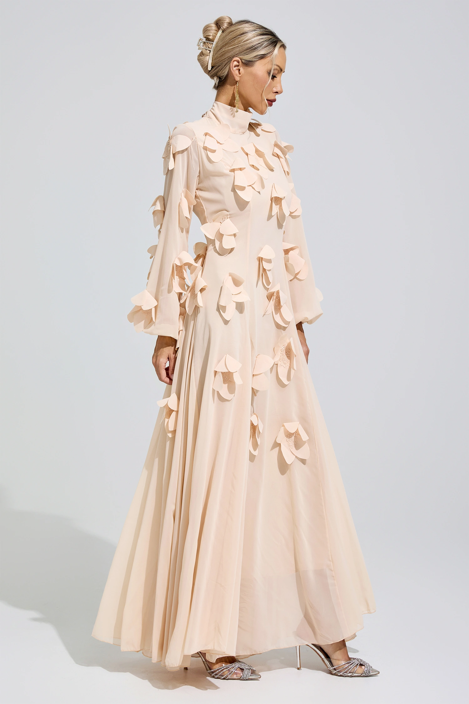 Meitner Apricot 3D Petal Maxi Dress