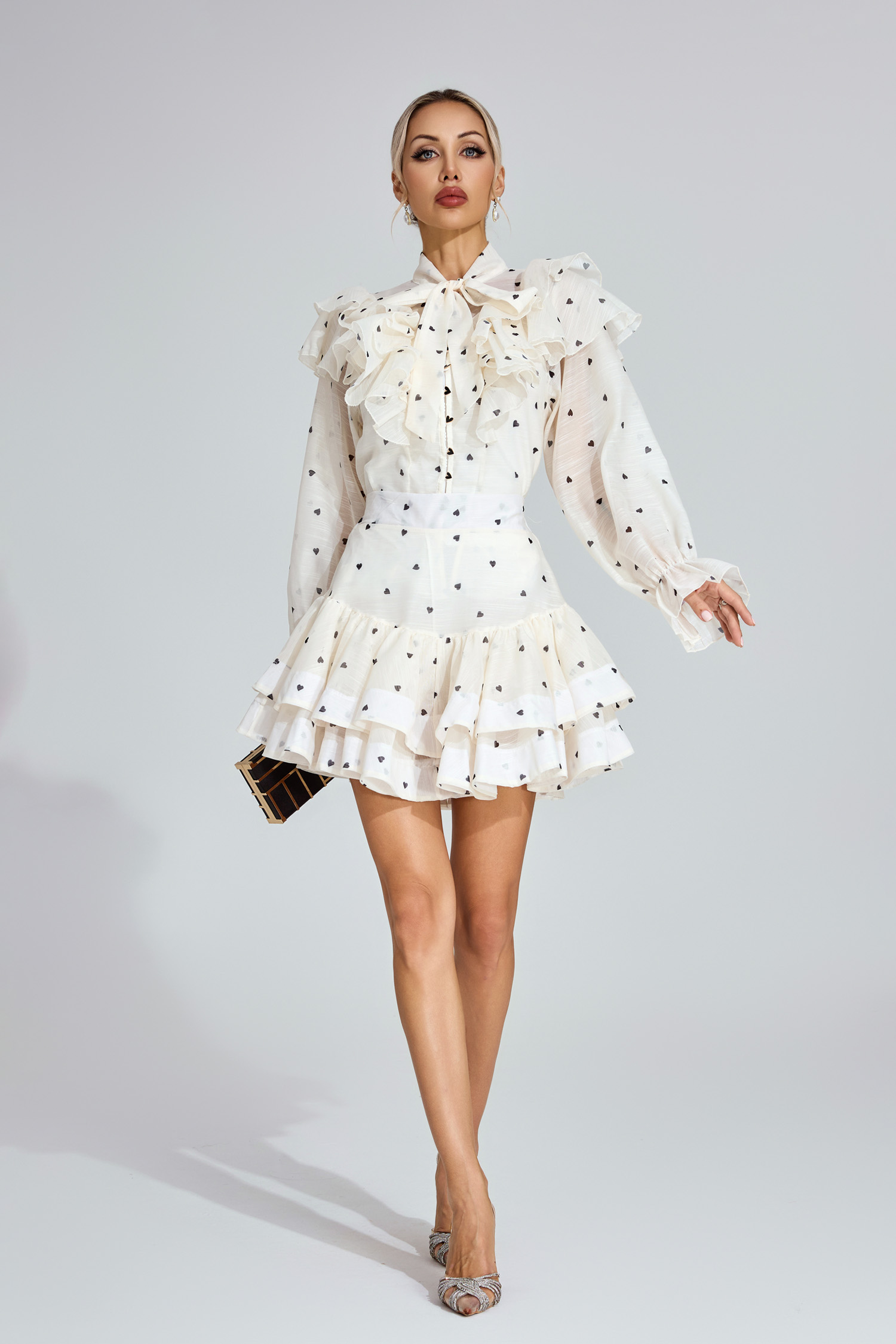 Mildred White Heart Print Set