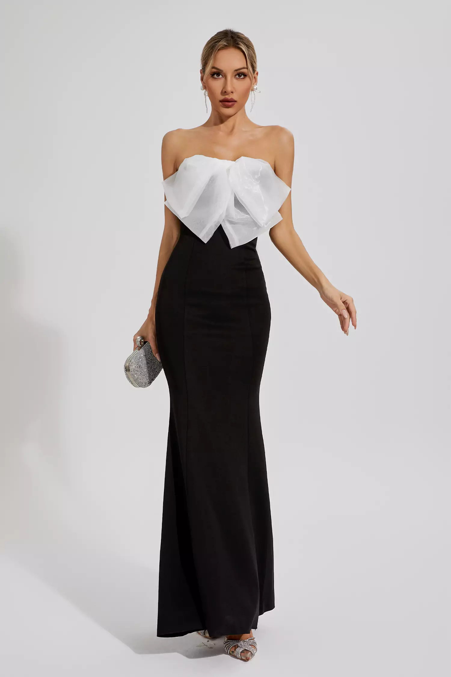 Paisleigh Black White-bow Mermaid Dress-CATCHALL