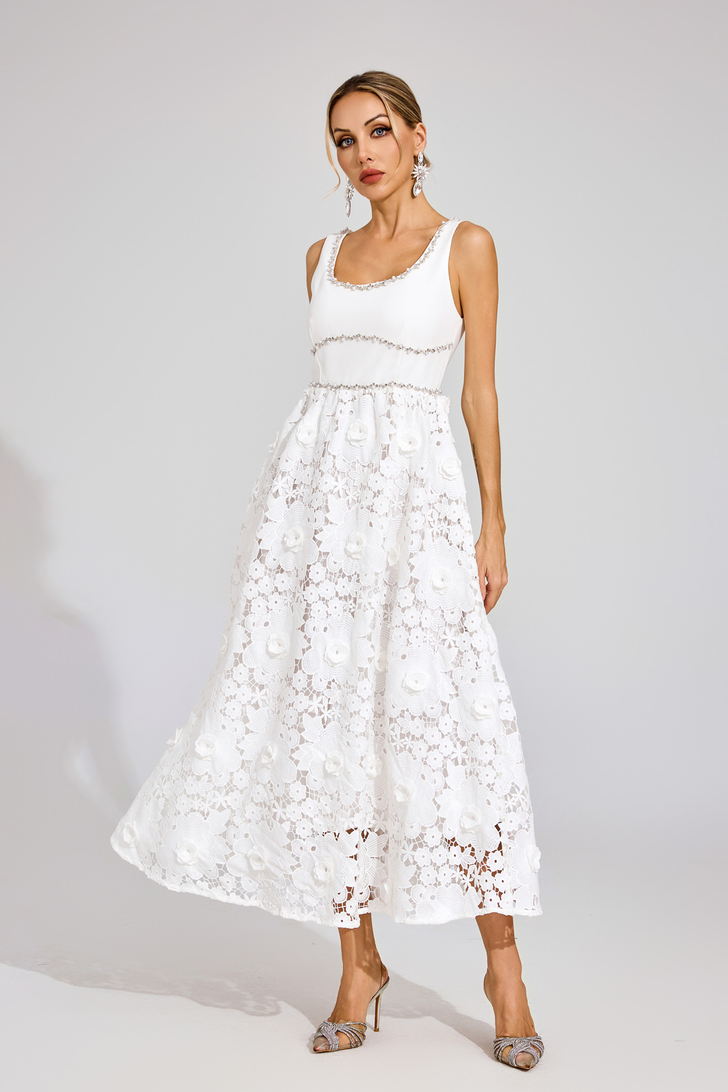 Peter White Cut Out Flower Sleeveless Dress