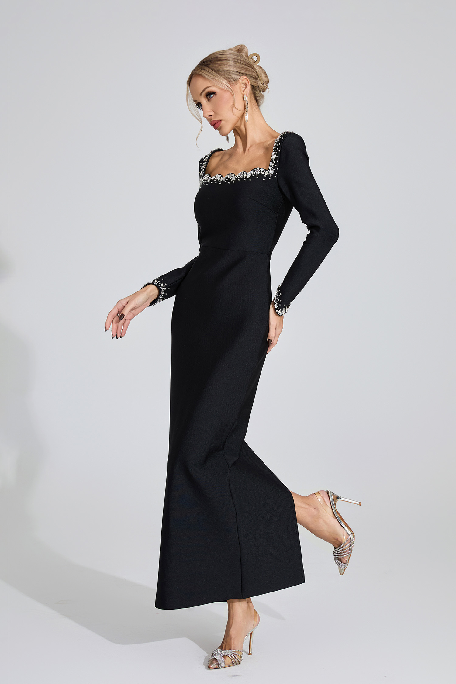 Yvaine Black Long Sleeve Maxi Dress