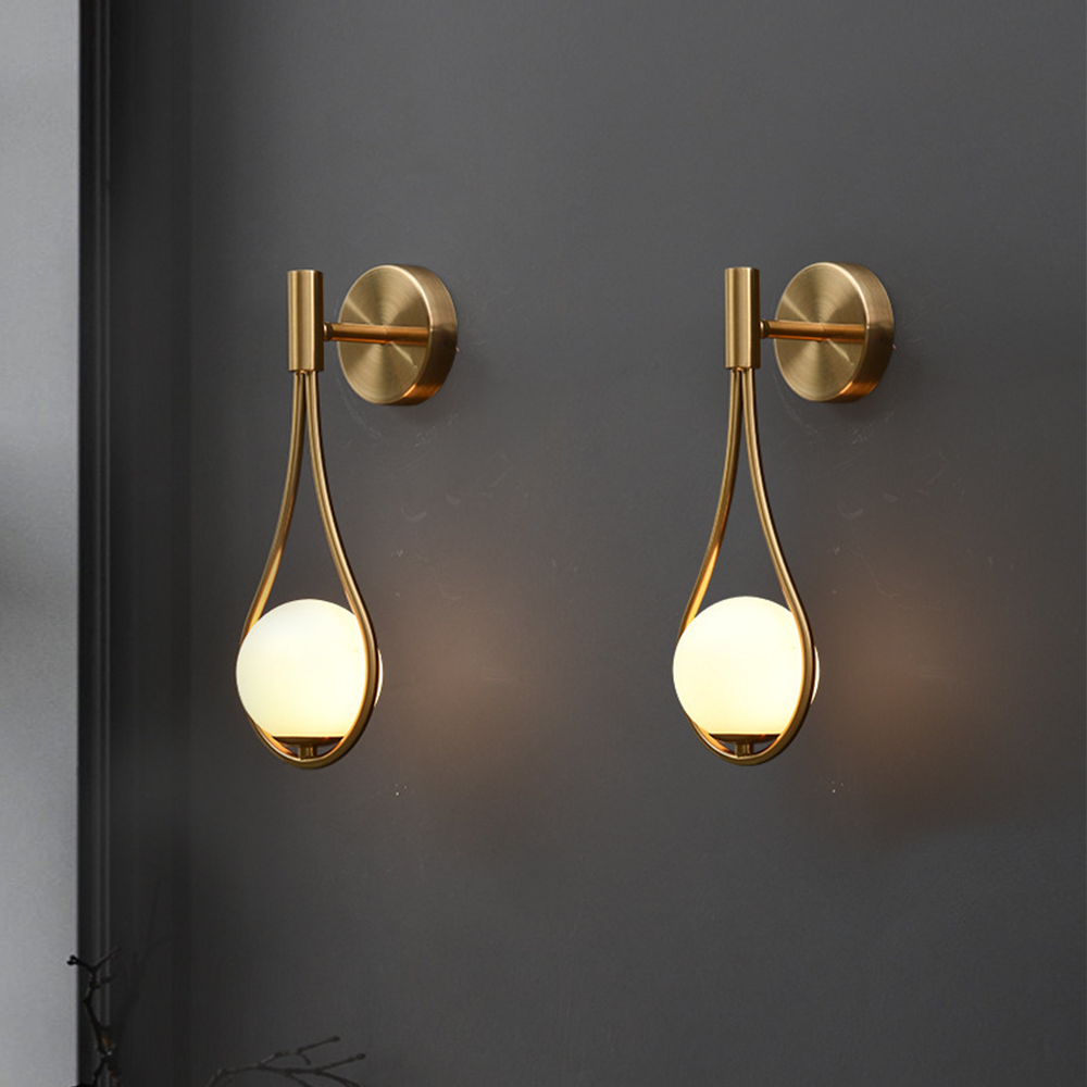 Light Luxury Golden Wall Sconce