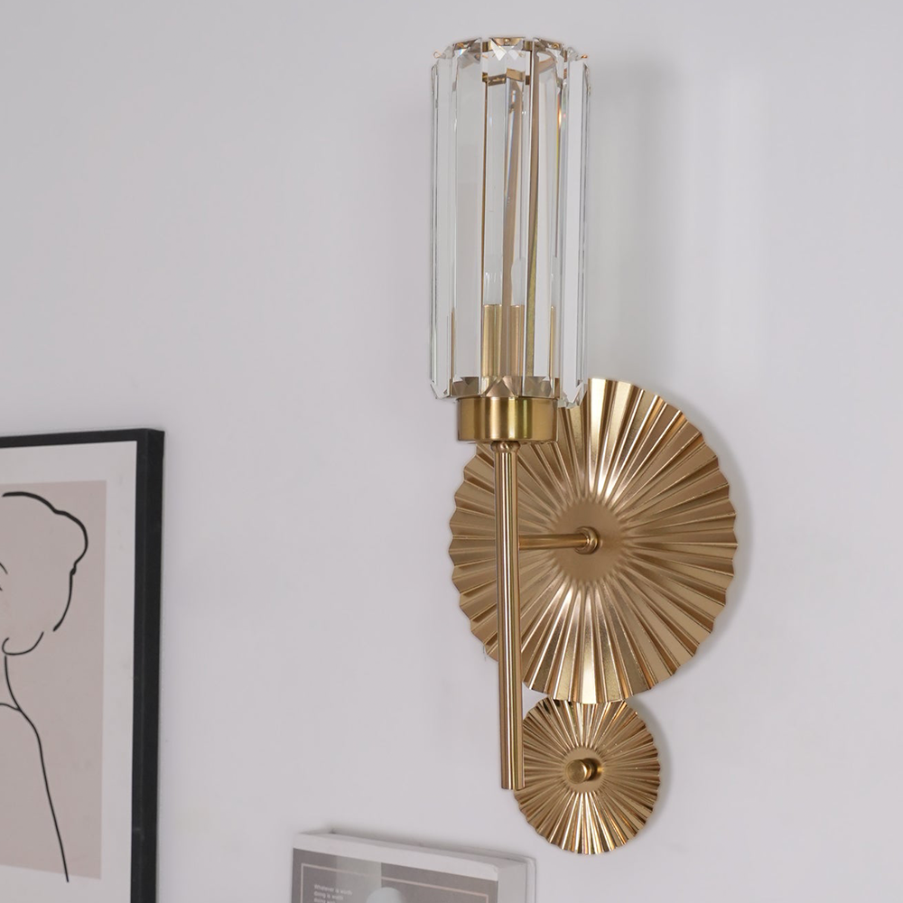Light Luxury Crystal Gear Wall Sconce
