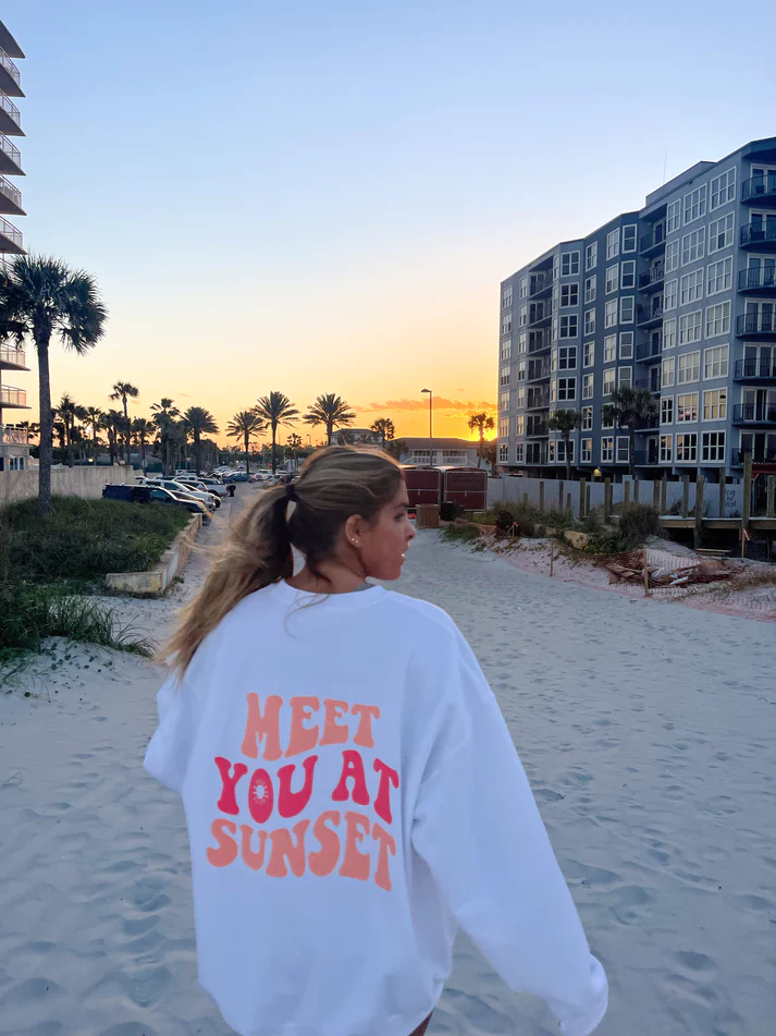 Meet you at sunset Printed Women's Sweatshirt