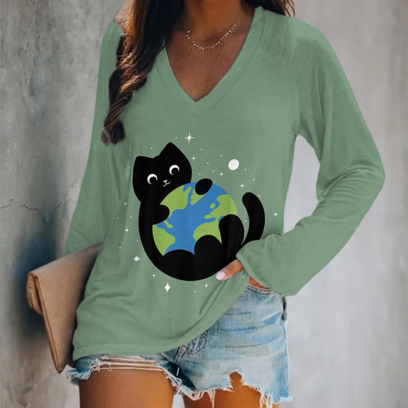 Japanese Lovely Black Cat Holding The Earth Art Print Long Sleeve T-shirt - Green - 5XL - image 3
