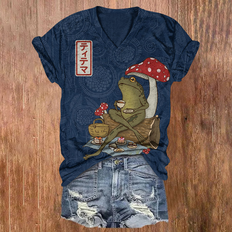 Japanese Resting Frog Pattern Print Short Sleeved V-Neck T-Shirt - Dark Blue - US32-34(5XL) - image 3