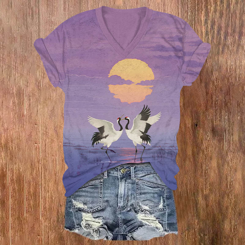 Japanese Loving Couple Crane Playing By The Lake Print V-neck T-shirt - Purple - US32-34(5XL) - image 2