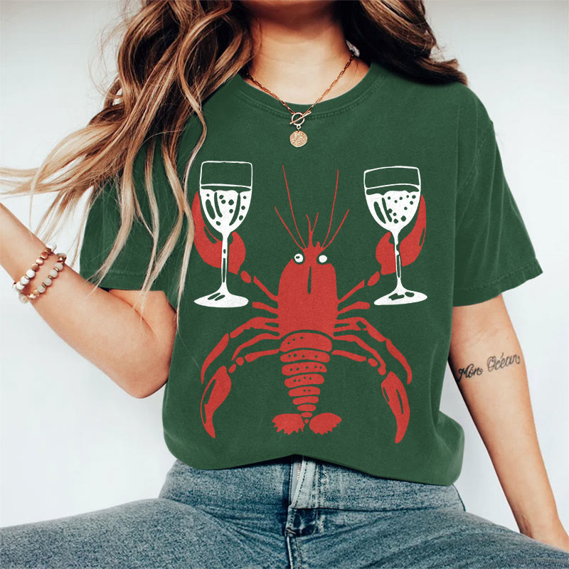 100% Cotton Women's Lobster Holding Wine Glass Art Print Casual T-shirt - Dark Green - 2XL - image 5