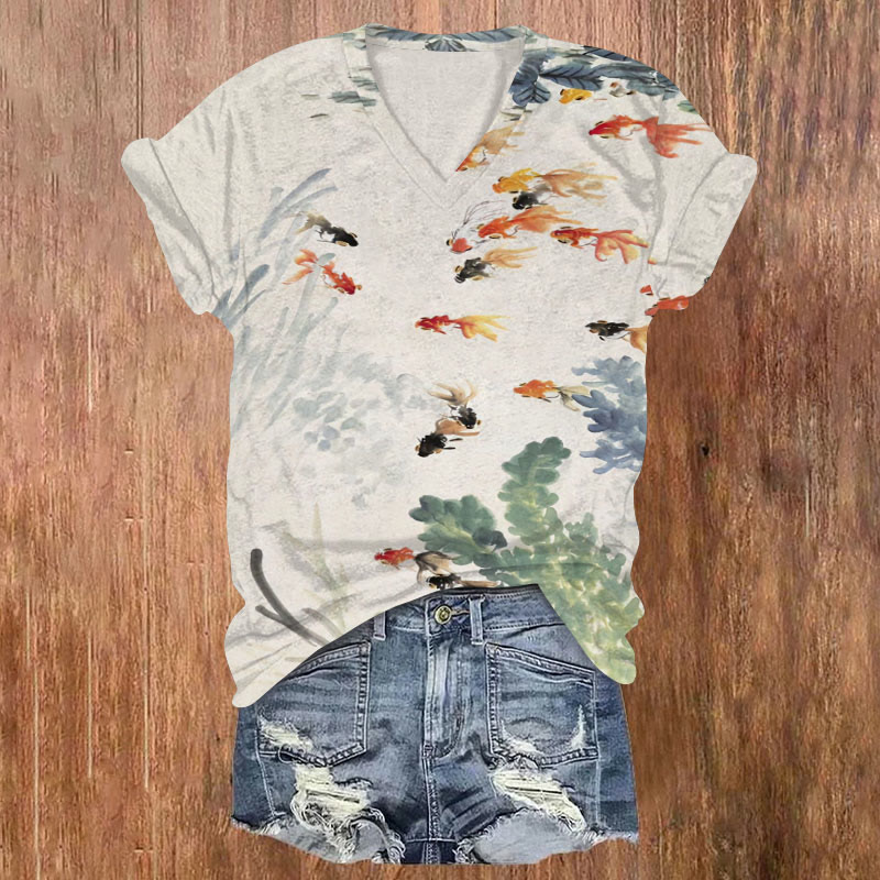 (Limited offer) Women's Watercolor Goldfish Art Print V-neck T-shirt