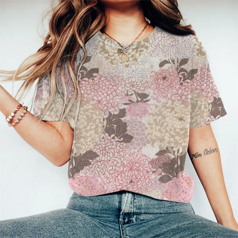 Japanese Retro Traditional Chrysanthemum Art Print Crew Neck T-shirt - Pink - 8XL - image 1