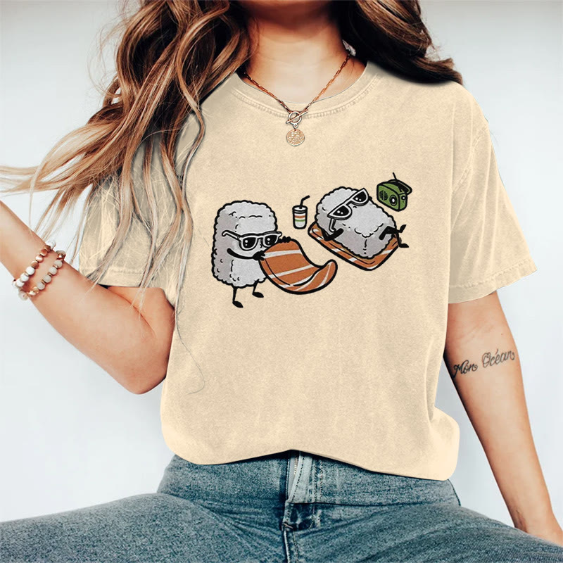 100% Cotton Sushi Rice Relaxing By The Pool Print T-shirt - Apricot - 2XL - image 1