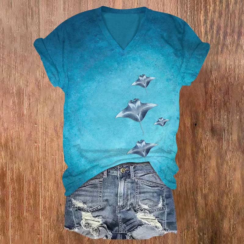 Women's Ocean Manta Rays Print V-neck T-shirt - Lake Blue - 5XL - image 1