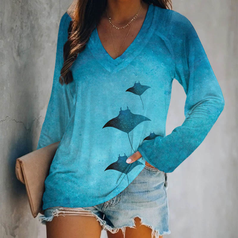 Women's Mysterious Manta Ray Art Print Long Sleeve T-shirt - Blue - 5XL - image 1