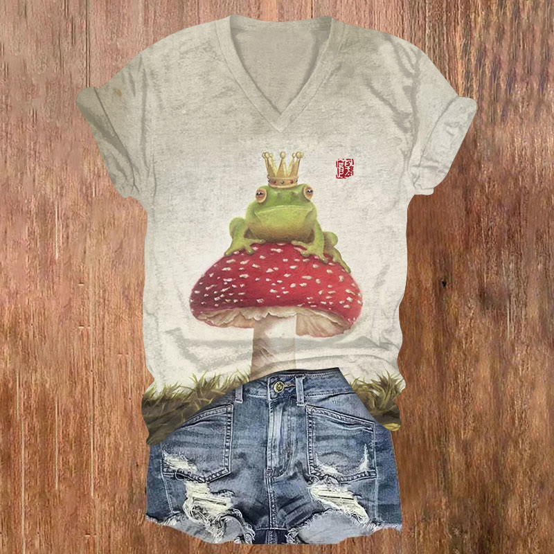 Frog Prince On A Mushroom Art Print T-shirt - Light Gray - US32-34(5XL) - image 1