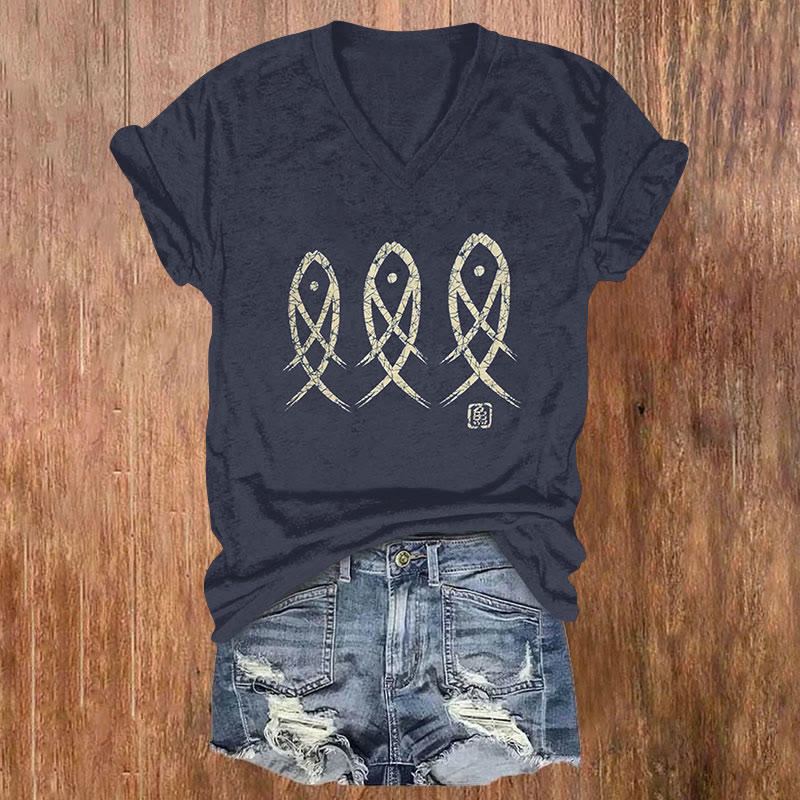 Retro Japanese Fish Simple Art T-shirt - Blue - US32-34(5XL) - image 1