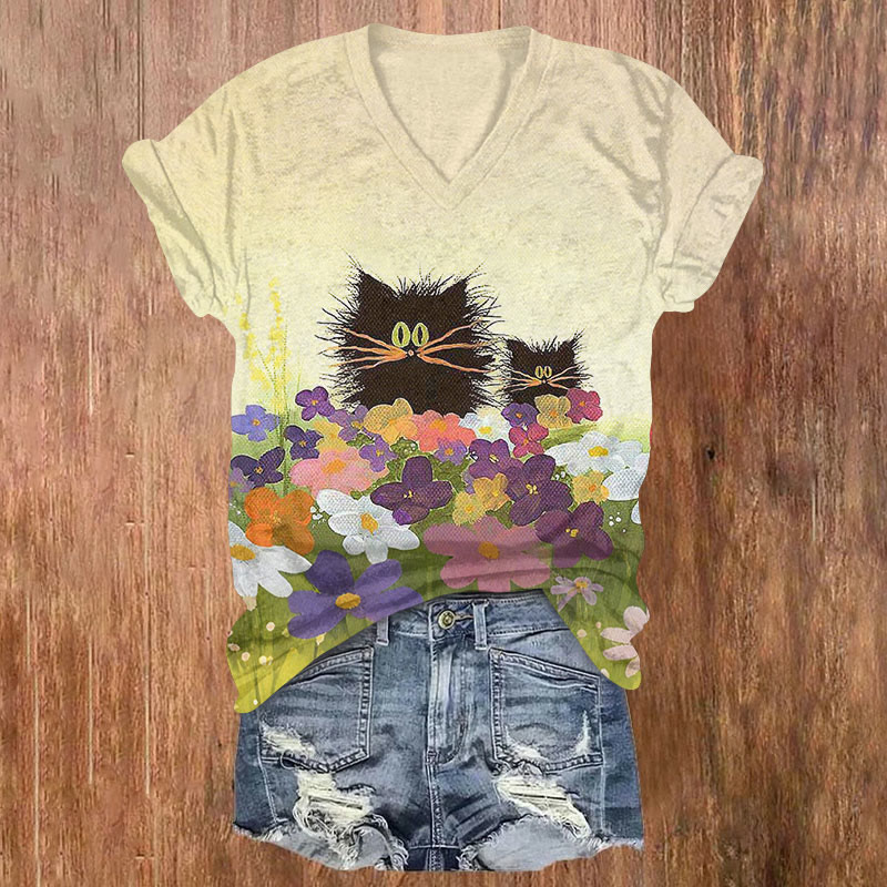 Cute Black Cat And Flowers Oil Painting Art T-shirt - Apricot - US32-34(5XL) - image 1