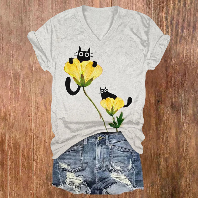  Funny Black Cat And Flower Art T-shirt - Apricot - US32-34(5XL) - image 1