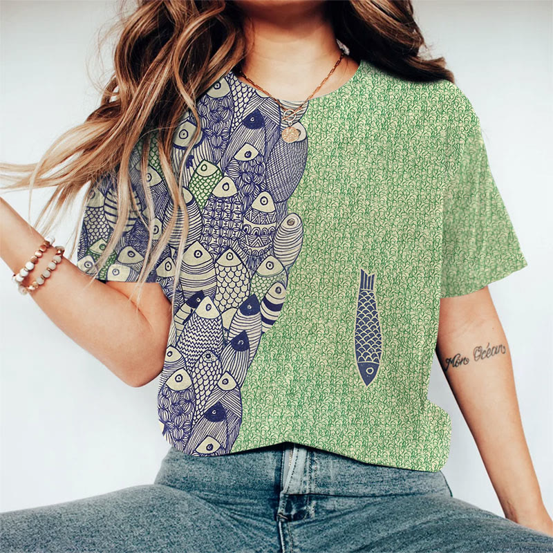 Ocean Retro Fun Fish Asymmetric Art Print Casaul T-shirt - Green - US44-46(8XL) - image 1
