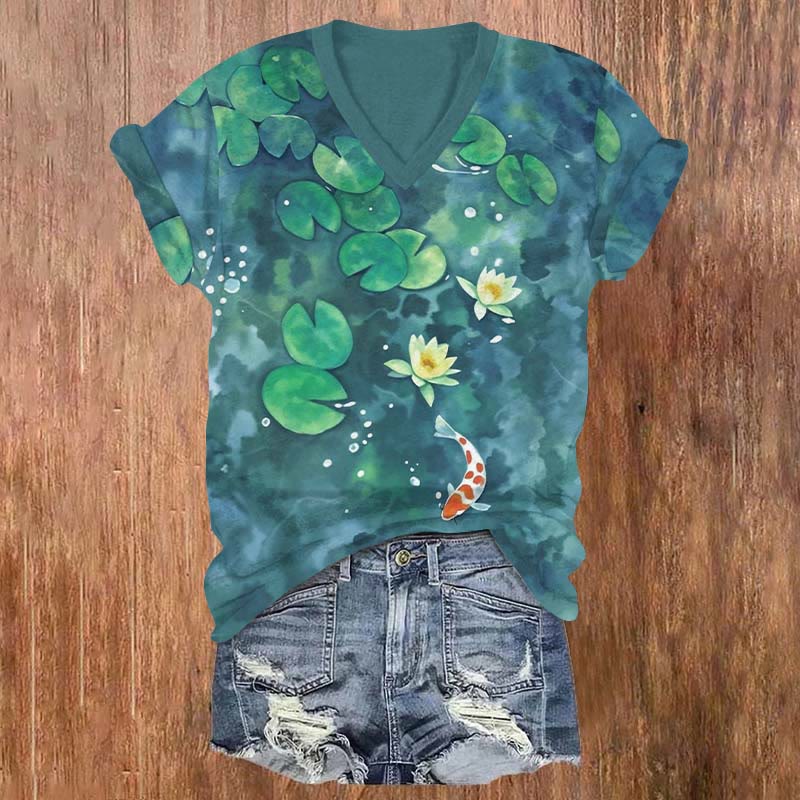 Vivid Lotus Pond With Koi Carp Art Print V-neck T-shirt - Green - US32-34(5XL) - image 1