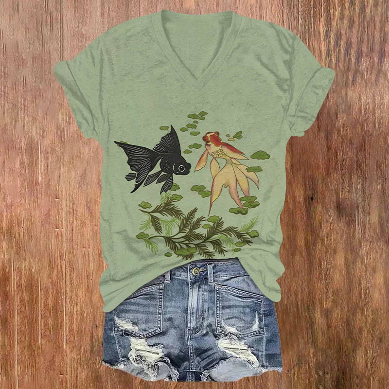 Vintage Lotus Leaf Black & Red Goldfish Art Print V-neck T-shirt - Green - US32-34(5XL) - image 1