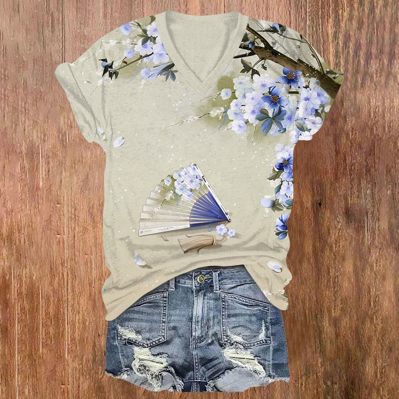  Romantic Sakura Fan Art Print V-neck T-shirt - Khaki - US32-34(5XL) - image 1
