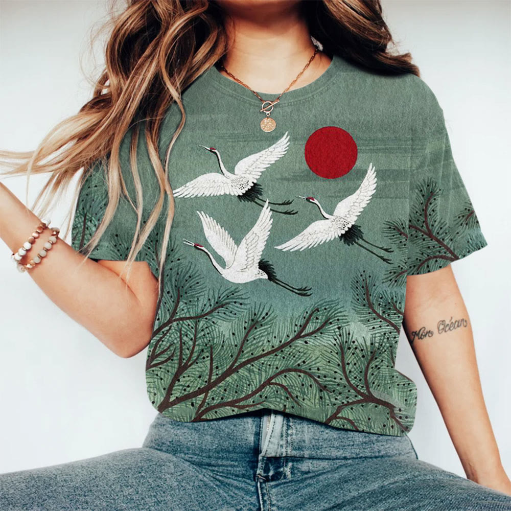Japanese Style Flying Cranes And Red Sun Print Short-sleeved T-shirt - Green - 8XL - image 1