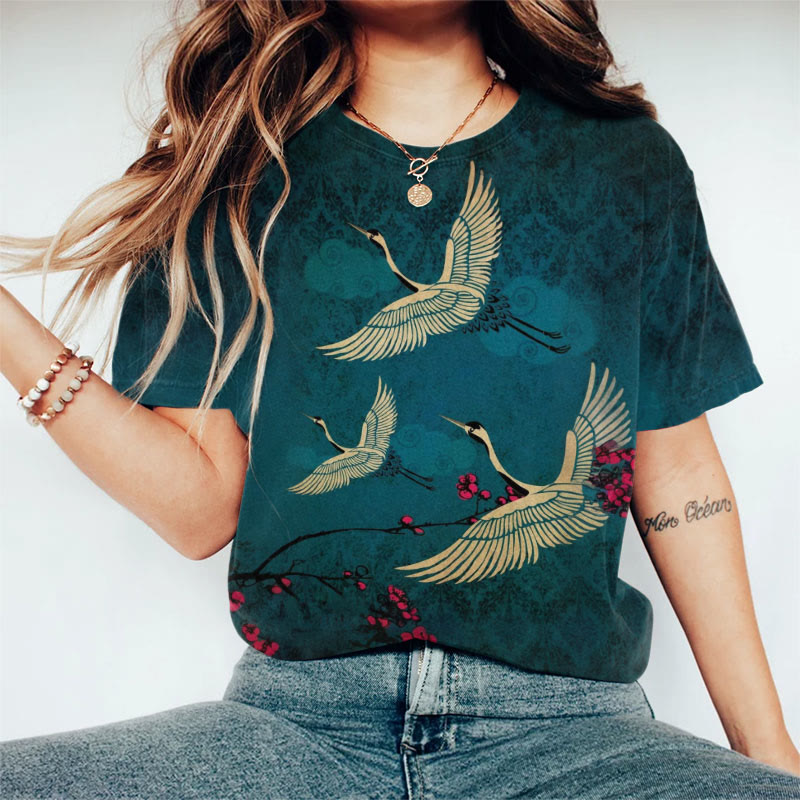 Women's Japanese Style Crane Art Print Casaul T-Shirt - Dark Green - US44-46(8XL) - image 1