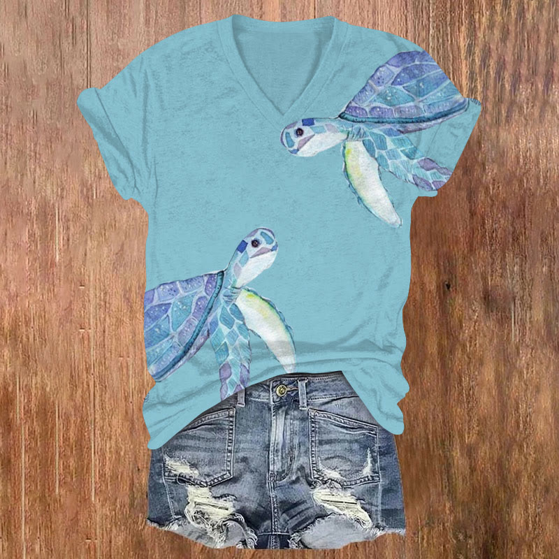 Asymmetric Watercolor Turtle Print V-neck T-shirt - Blue - US32-34(5XL) - image 1