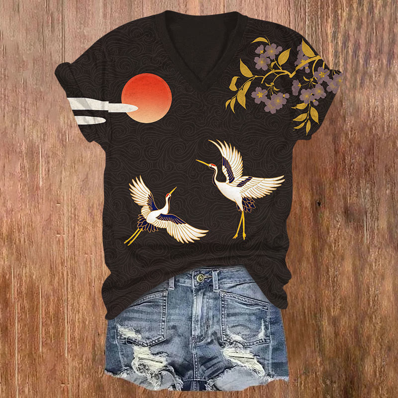 Japanese Elegant White Crane & Floral Art Print V-neck T-shirt - Black - US32-34(5XL) - image 1