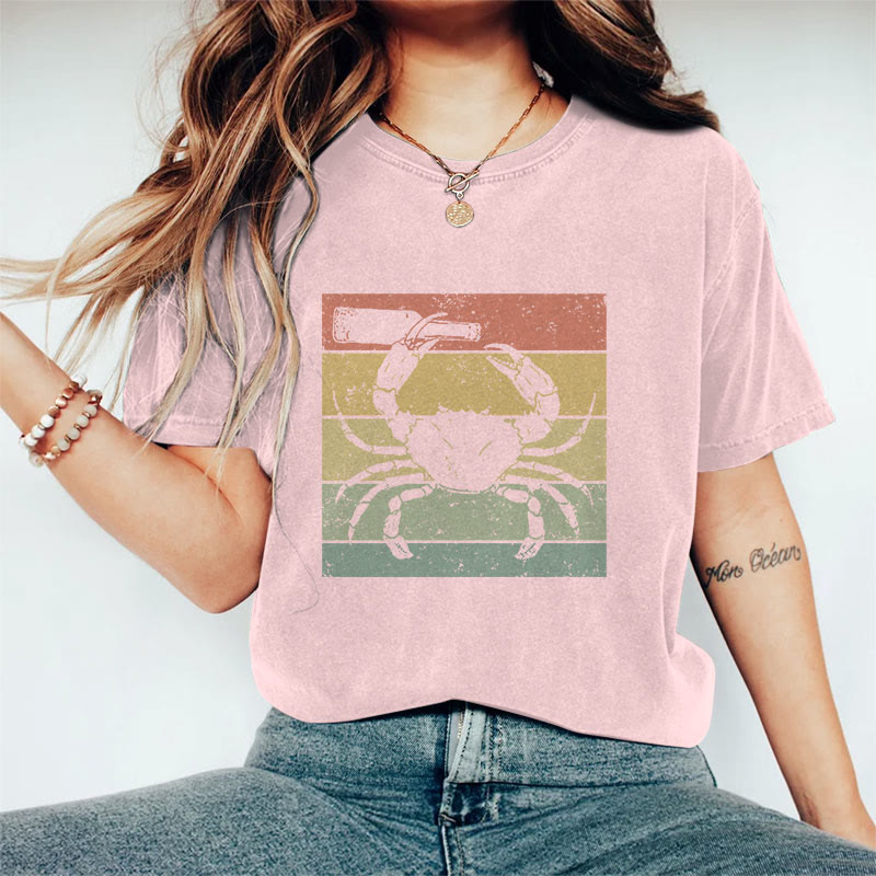 100% Cotton Women's Vintage Funny Crab Holding Beer Bottle Art Print Casual T-shirt - Pink - 2XL - image 2