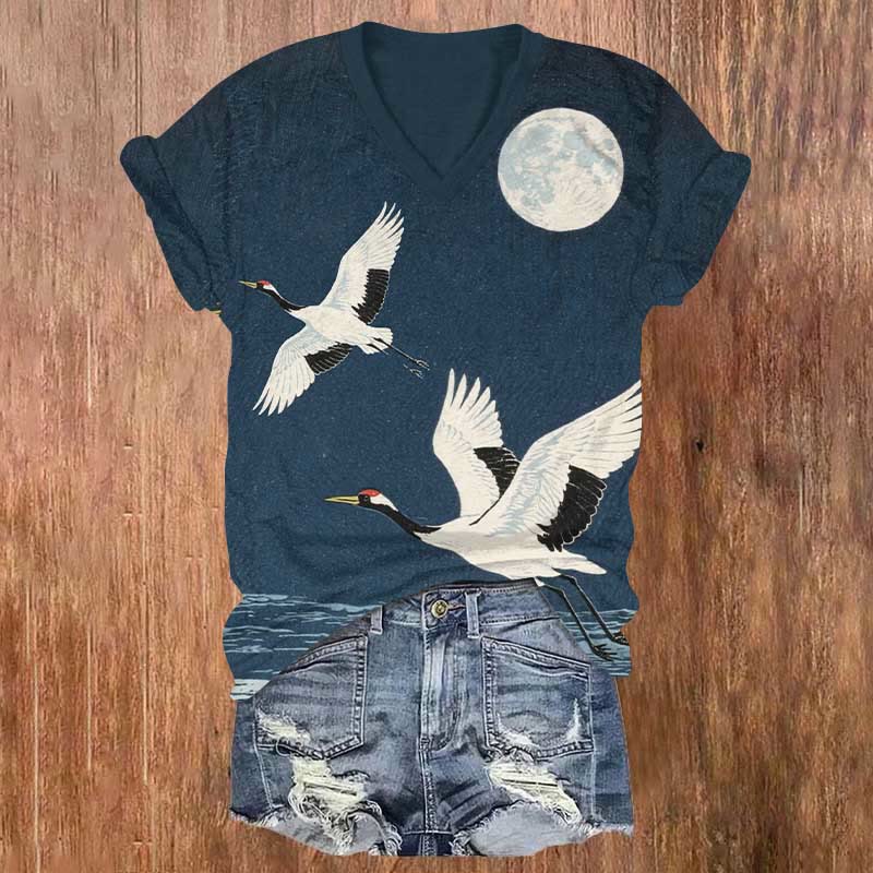 Japanese Couple Crane Flying Under The Moon Print V-neck T-shirt - Blue - US32-34(5XL) - image 1