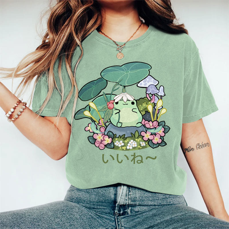 100% Cotton Women's  Japanese Lotus Leaf & Cute Frog Art Print Casual T-shirt - Green - 2XL - image 1
