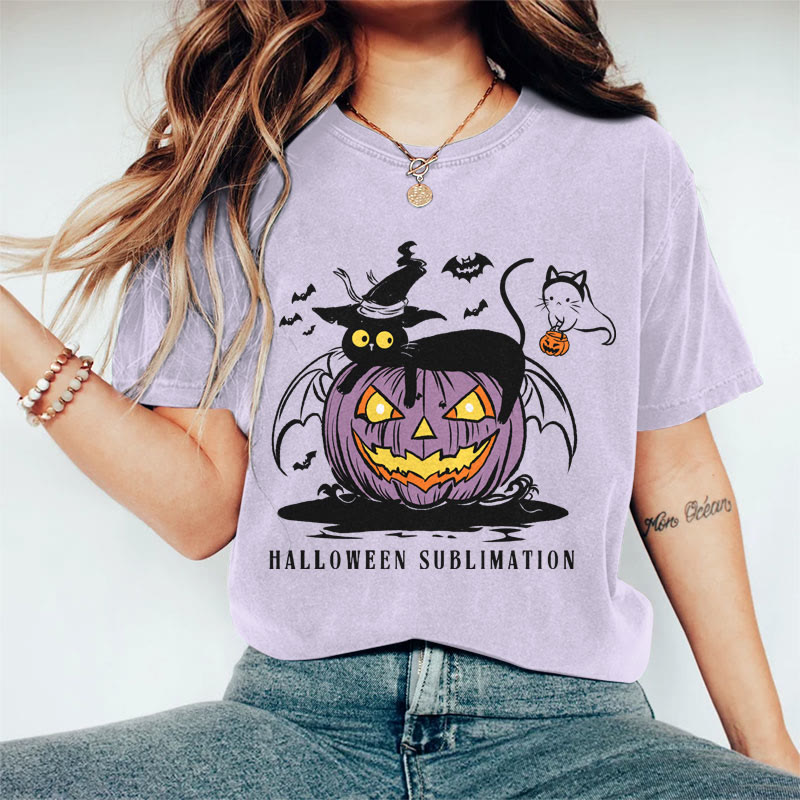100% Cotton Women's Halloween Wizard Cat Lying On Pumpkin Art Print Casual T-shirt - Purple - 2XL - image 1