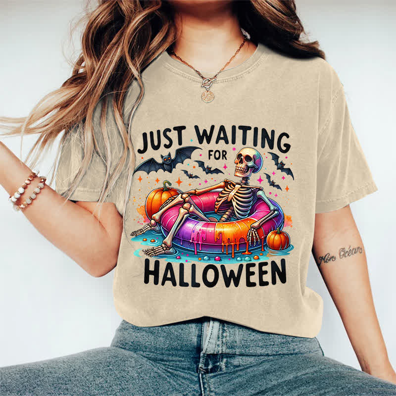 100% Cotton Just Waiting For Halloween Art Print T-Shirt - Apricot - 2XL - image 1