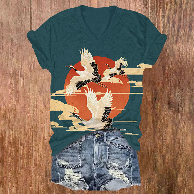 Japanese Crane Sun Cloud Pattern Print V-neck T-shirt - Dark Green - US32-34(5XL) - image 1