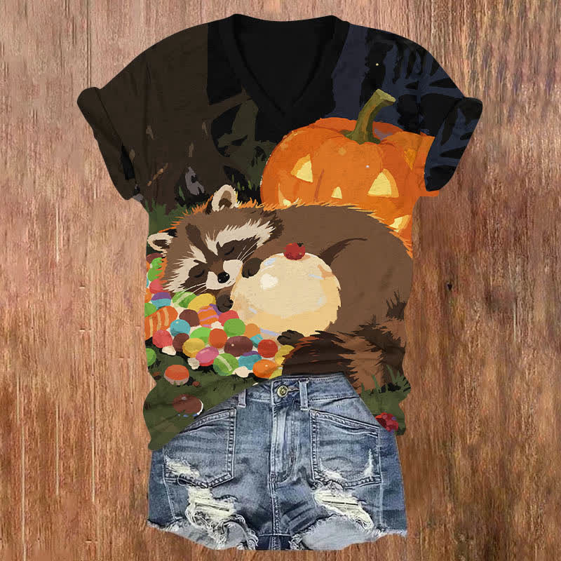 Halloween Lovely Raccoon Sleeping Nearby Skittles Art Print V-neck T-shirt - Brown - US32-34(5XL) - image 1