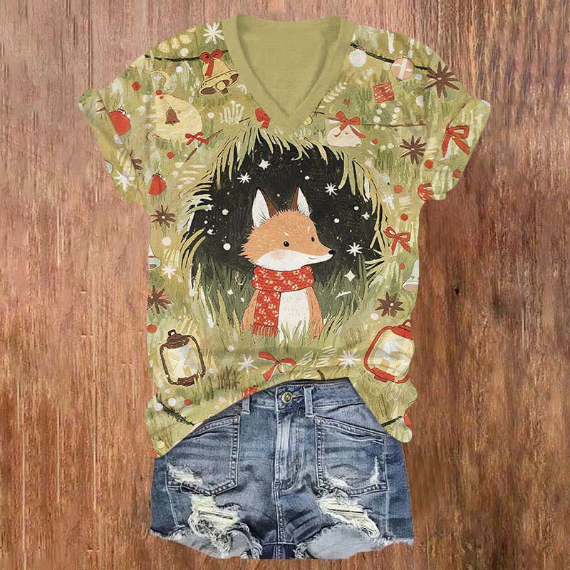 Lovely Fox Surrounded By Christmas Tree Gifts Art Print V-neck T-shirt - Green - US32-34(5XL) - image 1