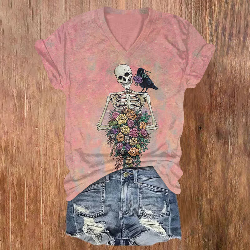  Halloween Horror Smiling Skeleton Man Holding Flowers Print V-neck T-shirt - Pink - US32-34(5XL) - image 1