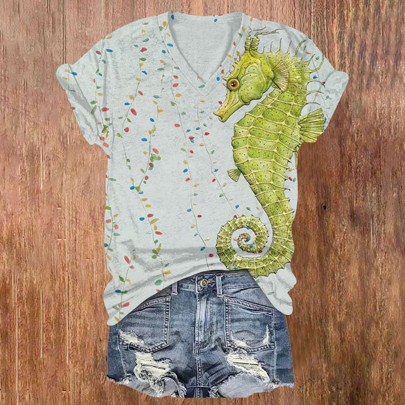 Seahorse Lantern Christmas Print V-neck T-shirt - Light Gray - US32-34(5XL) - image 1