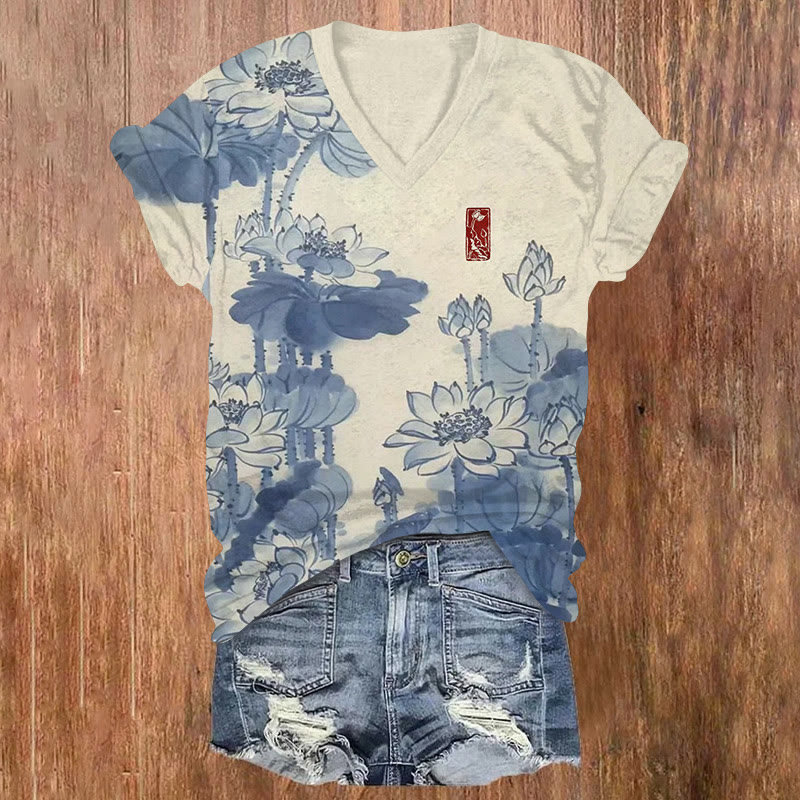 Vintage Blue White Porcelain Lotus Flower Art Pattern Print Short Sleeved V-neck T-shirt - Apricot - US32-34(5XL) - image 2