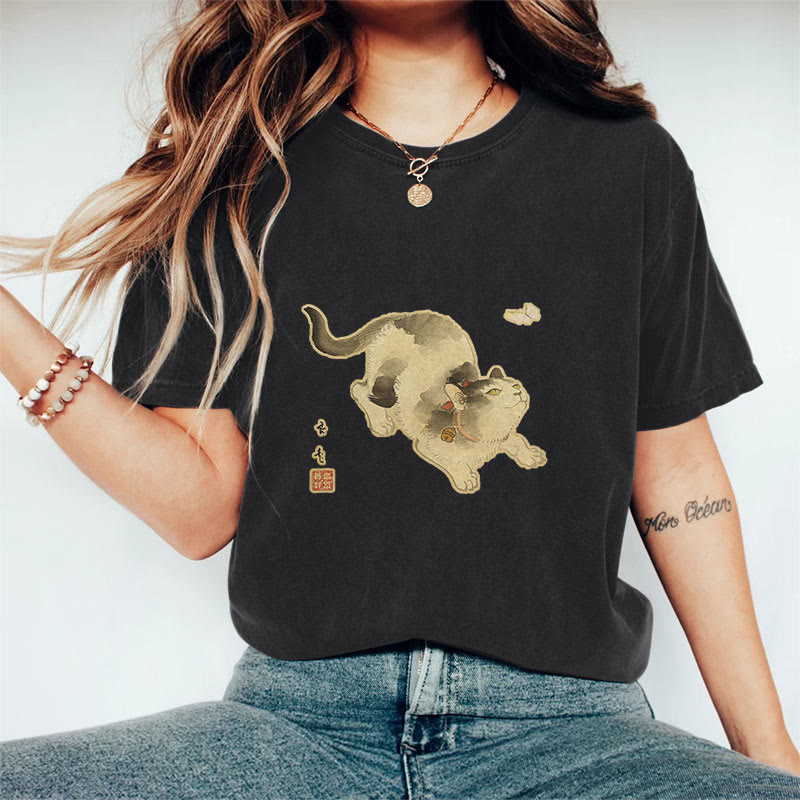 Japanese Vintage Cat And Butterfly Pattern Art Print Acid Washed T-shirt - Black - US20-22(3XL) - image 1