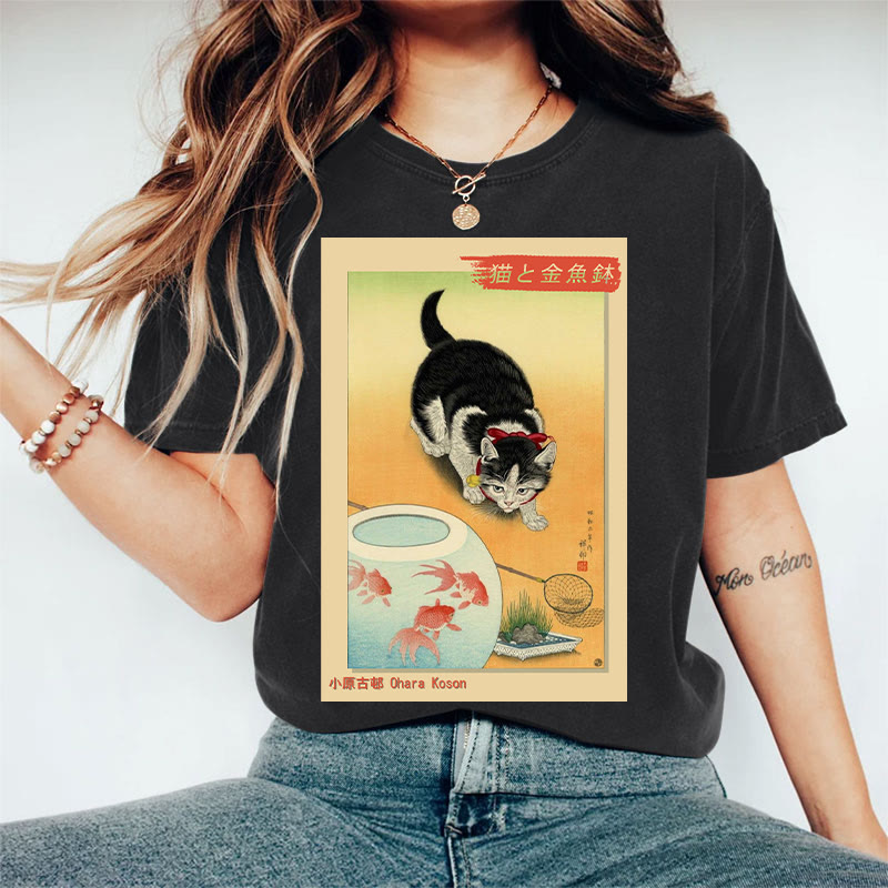Japanese Vintage Black Cat And Goldfish Pattern Art Print Acid Washed T-shirt - Black - US20-22(3XL) - image 1