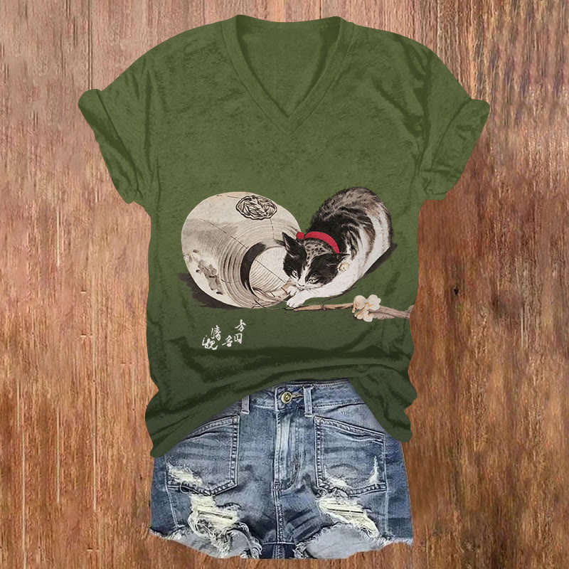 Japanese-style Vintage Cat Print Short Sleeved V-neck T-shirt - Green - US32-34(5XL) - image 1