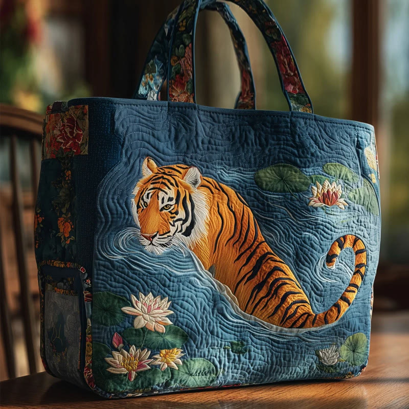 Tiger Swimming Pattern Print Quilted Tote Bag - Multicolor - one size - image 1