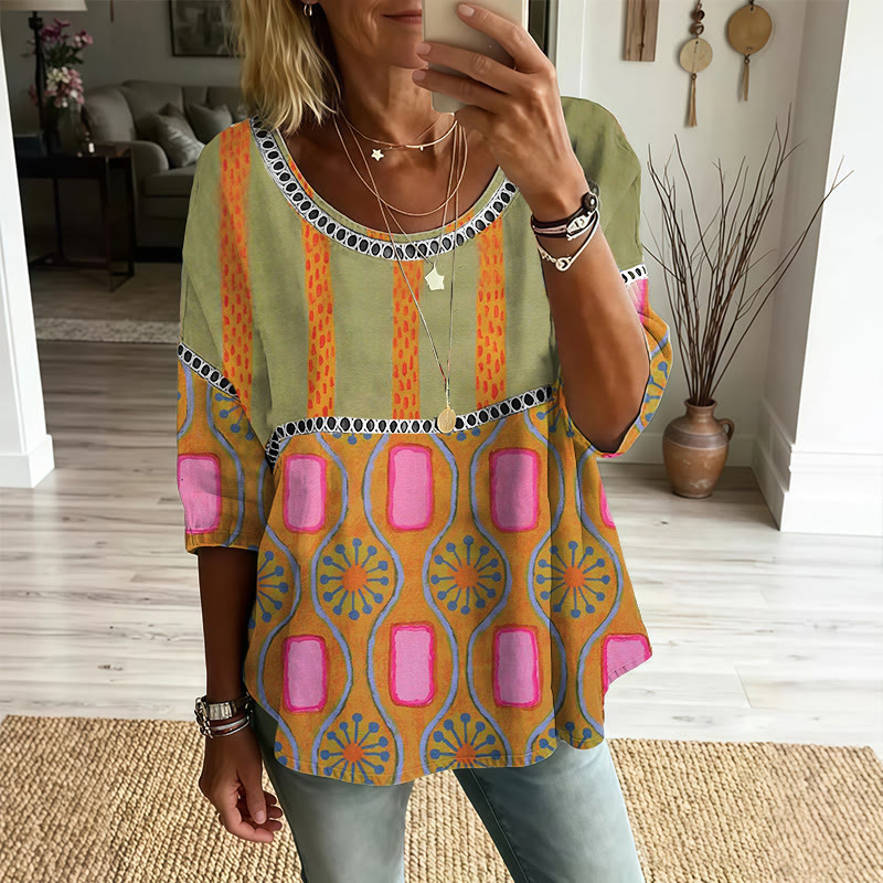 Vintage Ethnic Art Print Openwork Lace Splicing Round Neck Half Sleeve Blouse - Multicolor - 4XL - image 1