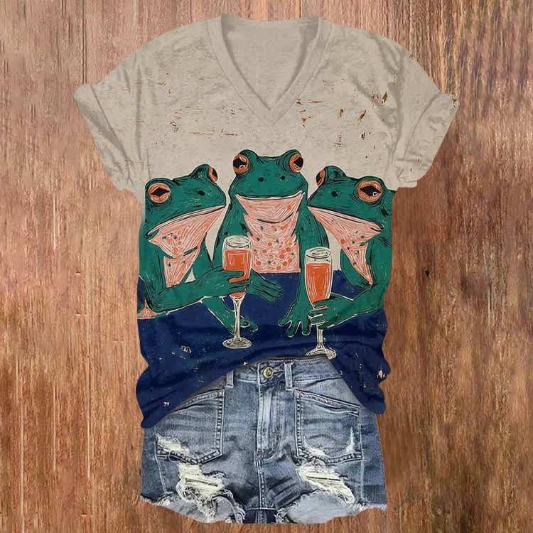 Funny Retro Drinking Frogs Print Short Sleeved V-neck T-shirt - Apricot - US32-34(5XL) - image 1