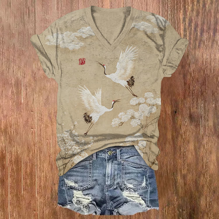 Vintage Ancient Painting Of A Crane Pattern Print Short Sleeved V-Neck T-Shirt - Apricot - US32-34(5XL) - image 3