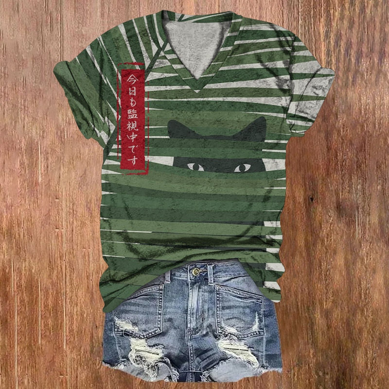 Japanese Mysterious Black Cat Pattern Print Short Sleeved V-Neck T-Shirt - Grey - US32-34(5XL) - image 1