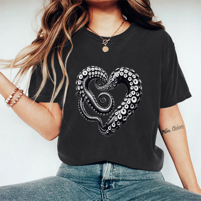 100% Cotton Valentine's Day Abstract Octopus Love Heart T-shirt - Black - 2XL - image 3