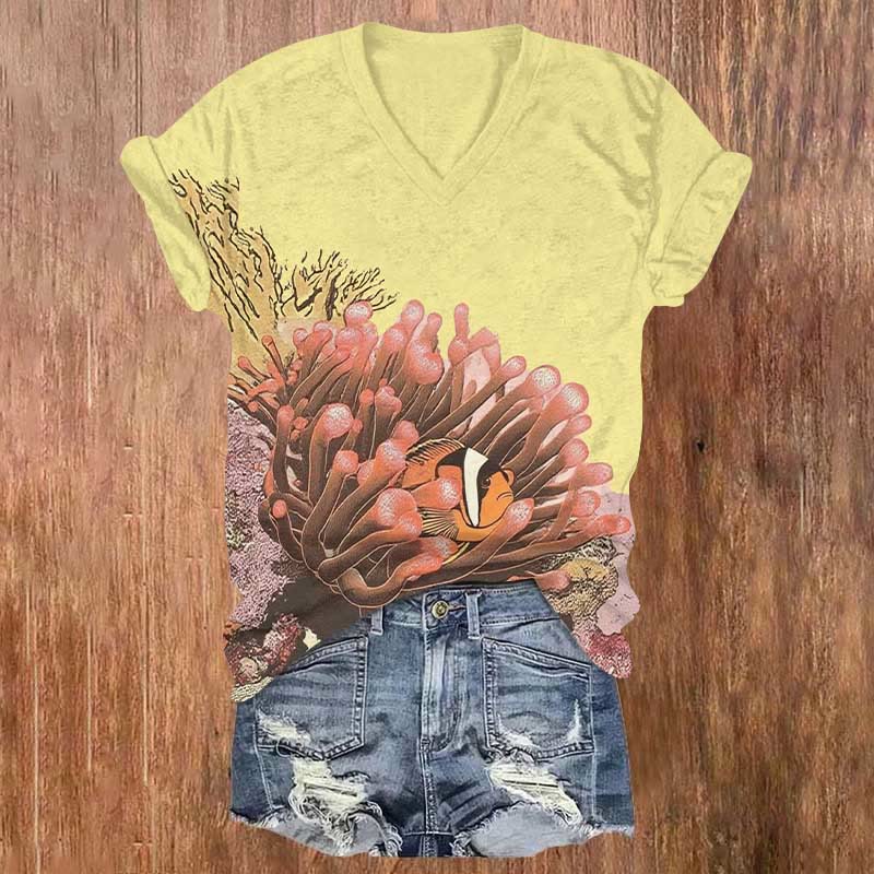 Ugly Fish Hiding In Coral Art Print V-neck T-shirt - Yellow - US32-34(5XL) - image 3